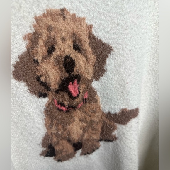 Hollister Comfy Cloud Oversized Dog Graphic Sweater - Picture 4 of 4